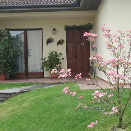 Marinella Bed & Breakfast Cornale