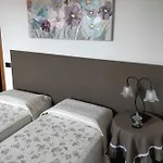 Marinella Nocleg ze śniadaniem Cornale