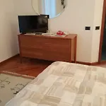 Marinella Nocleg ze śniadaniem